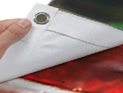 上高喷绘和刀刮布的工艺区别。